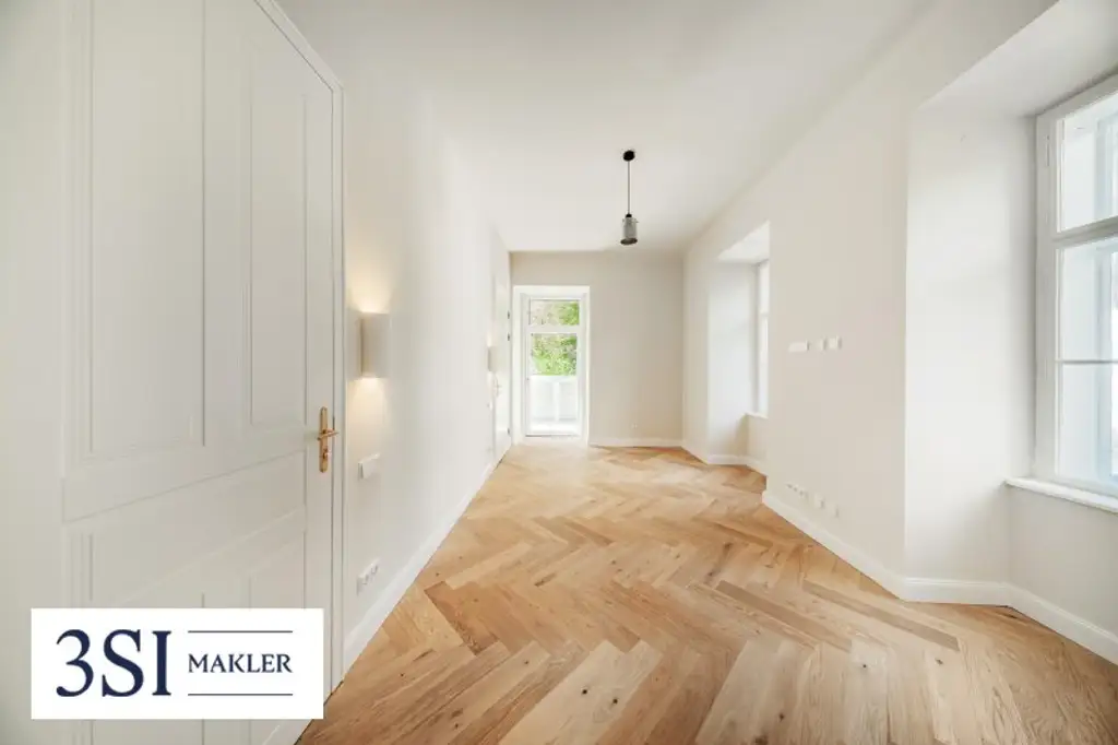 Wohnen beim Schloss Belvedere: Erstbezug im Stilaltbau mit 2 Balkonen und Klimaanlage!