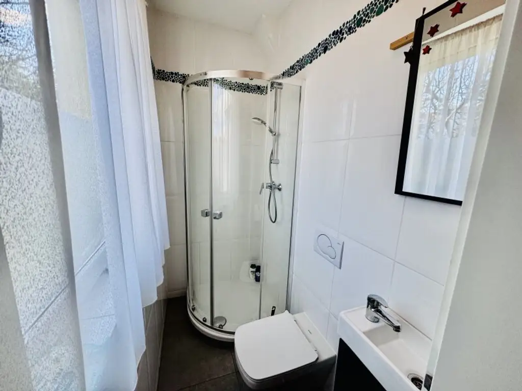 FAMILIENIDYLLE IN LEOPOLDAU – MODERNES EINFAMILIENHAUS NAHE U1