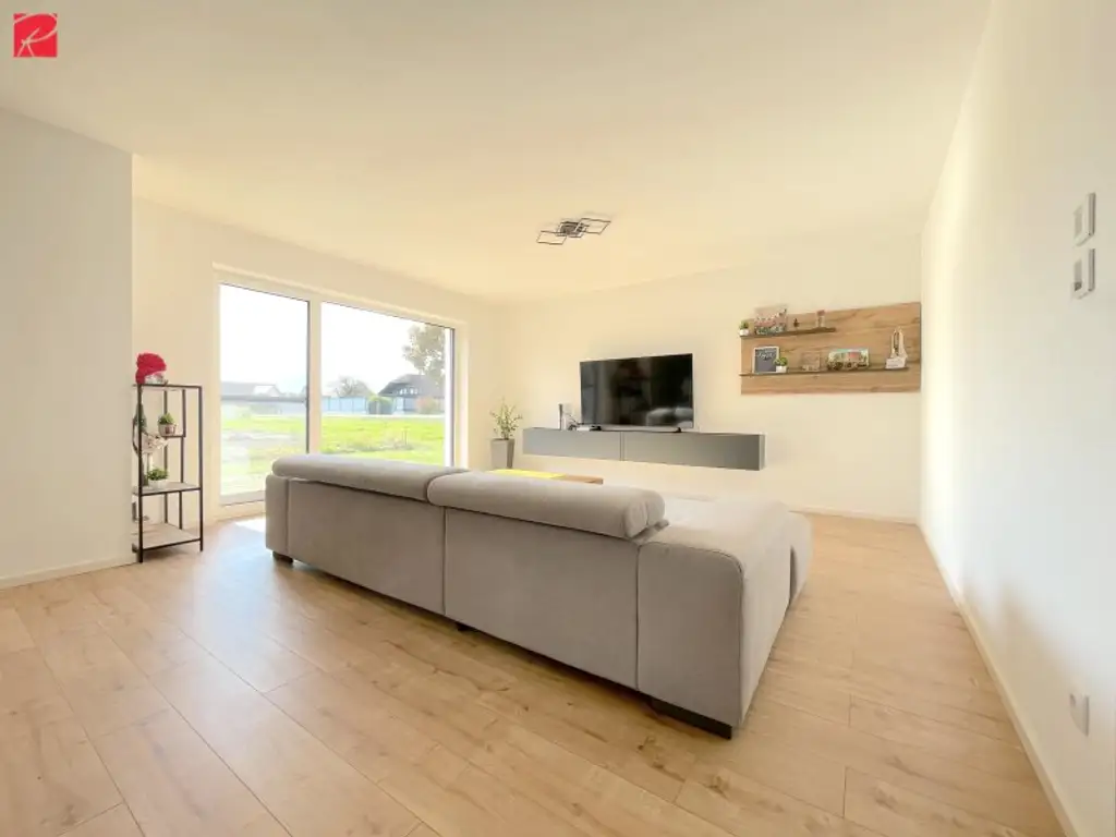 Moderner Bungalow mit stillvoller Küche