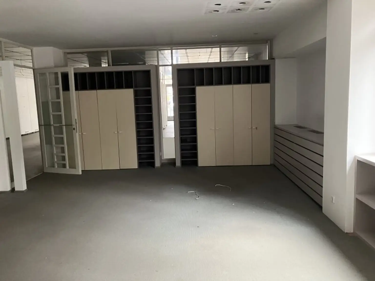 Geschäftslokal mit Lager in Nonntal zu vermieten