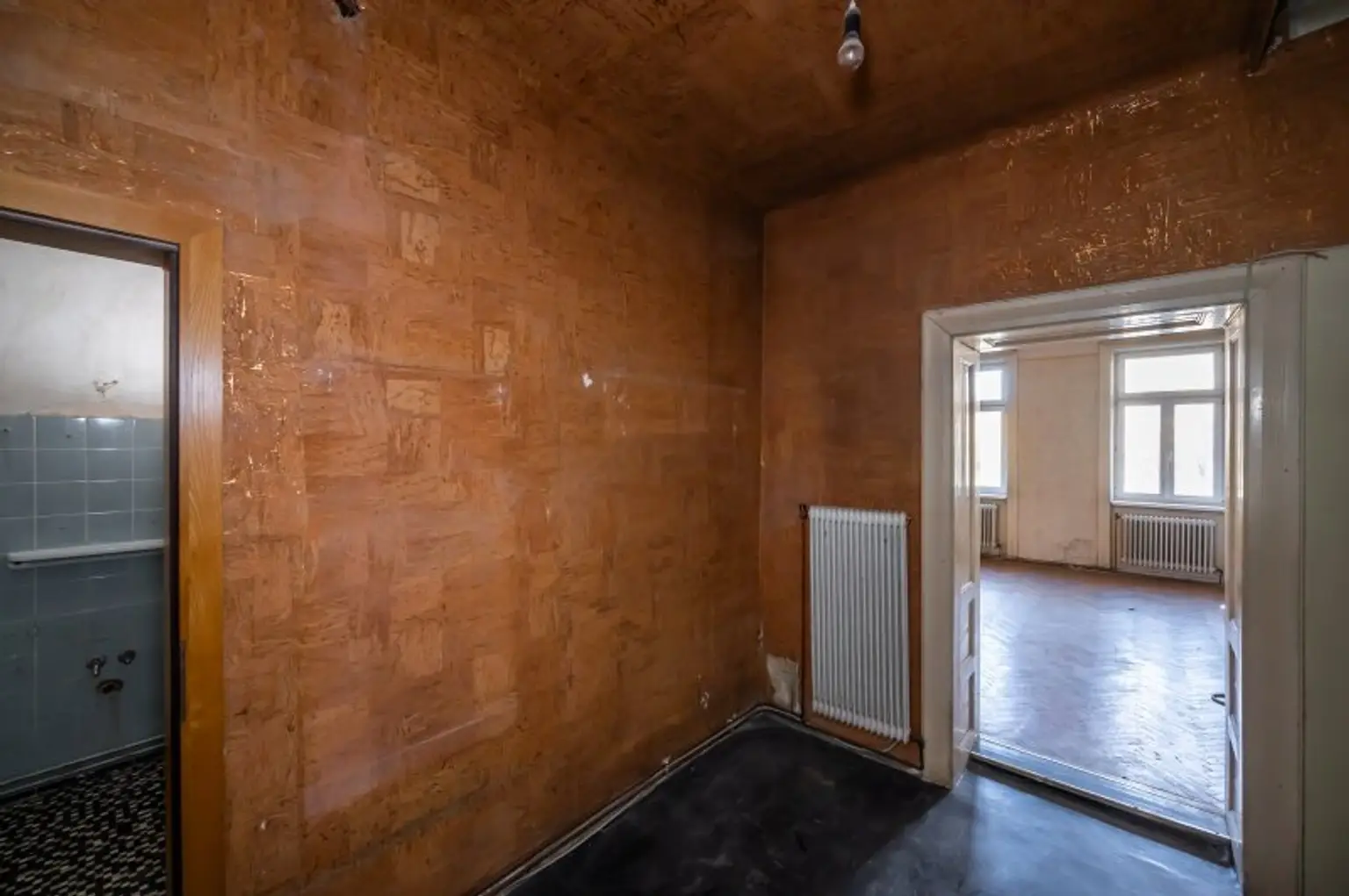 ++Fasangarten++ Altbau mit Potenzial – sanierungsbedürftige 3-Zimmer-Wohnung