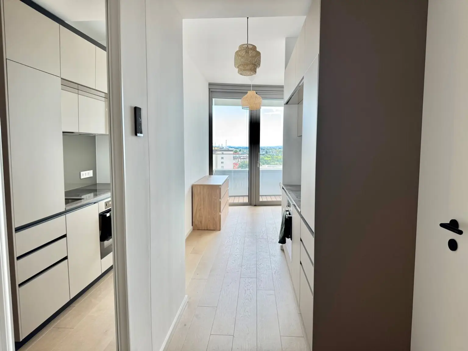 NEW DANUBEFLATS: Fully furnished - Doorman, Gym, Pool, Wellness - LUXUS WOHNEN