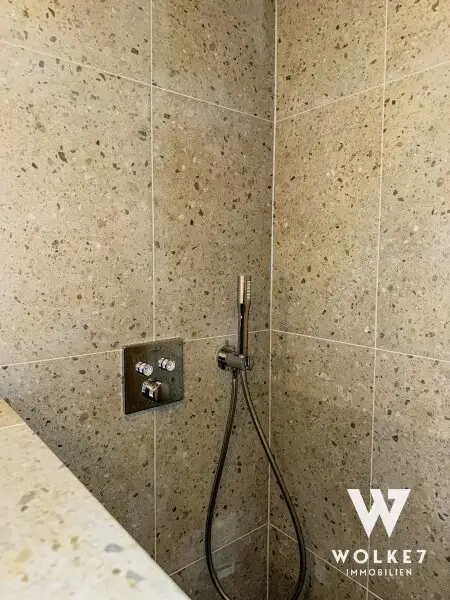 Stilvoll kernsanierte 2-Zimmer-Wohnung mit Stadtblick im 3. Bezirk Baumeisterqualität | Erstbezug nach Sanierung | 4. Liftstock | ca. 52 m²