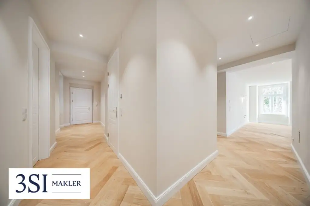 Wohnen beim Schloss Belvedere: Klimatisierter Erstbezug im Stilaltbau mit 2 Balkonen!