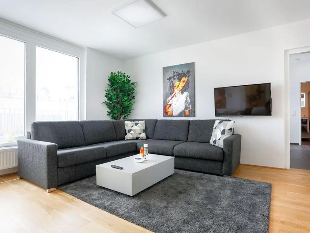 "Vollausgestattete Dachgeschosswohnung mit Terrasse"