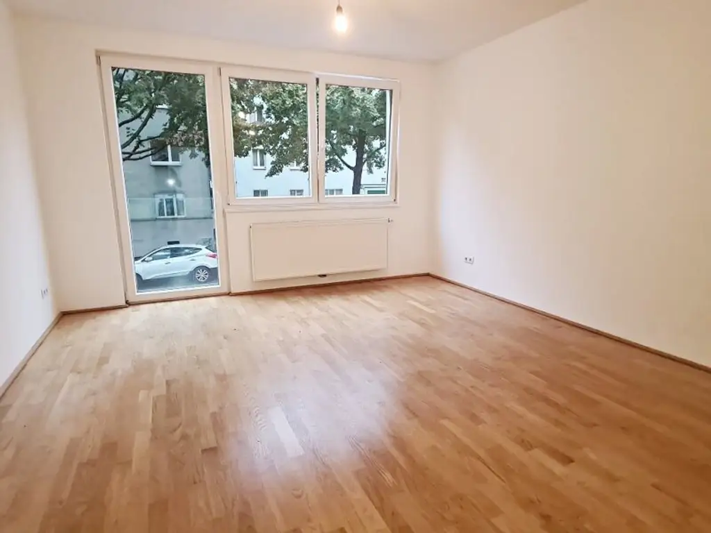 LORYSTRASSE, U3-Nähe, 61 m2 Neubau mit 80 m2 Terrasse, Wohnküche, 1 Zimmer, Duschbad, Parketten, 1. Liftstock