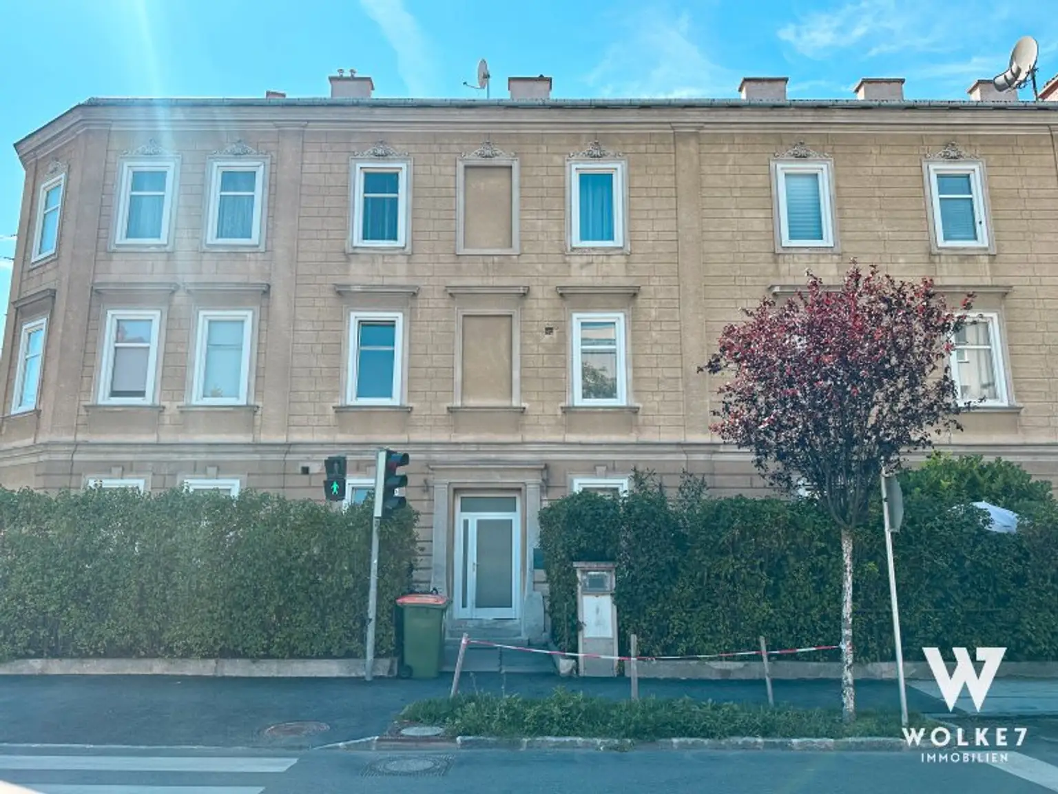 Südliche Ein-Zimmer-Wohnung in Top-Lage: Zentrumsnah | Weinberg-Blick | Ideale Starterwohnung