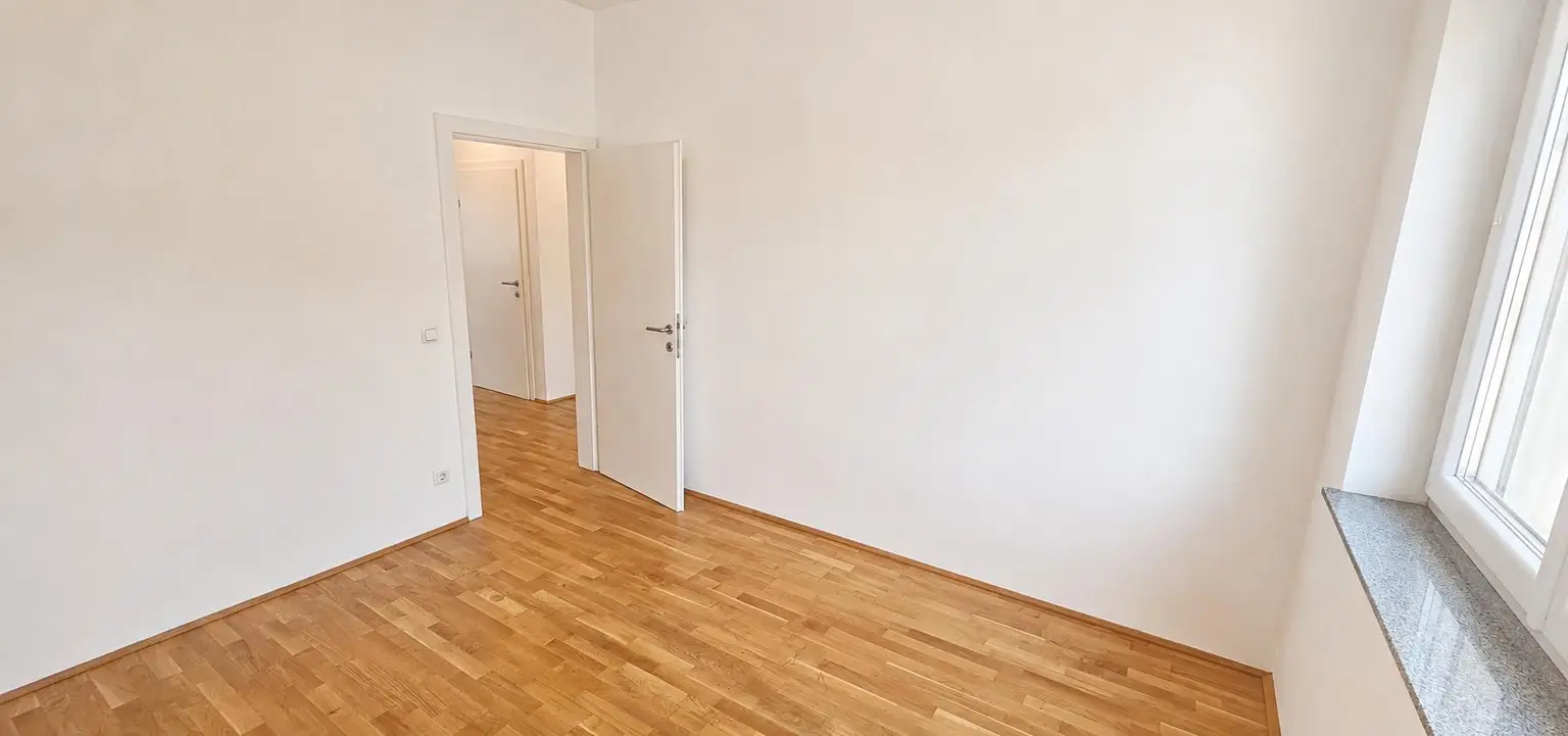 Schlafzimmer 2. Aufnahme