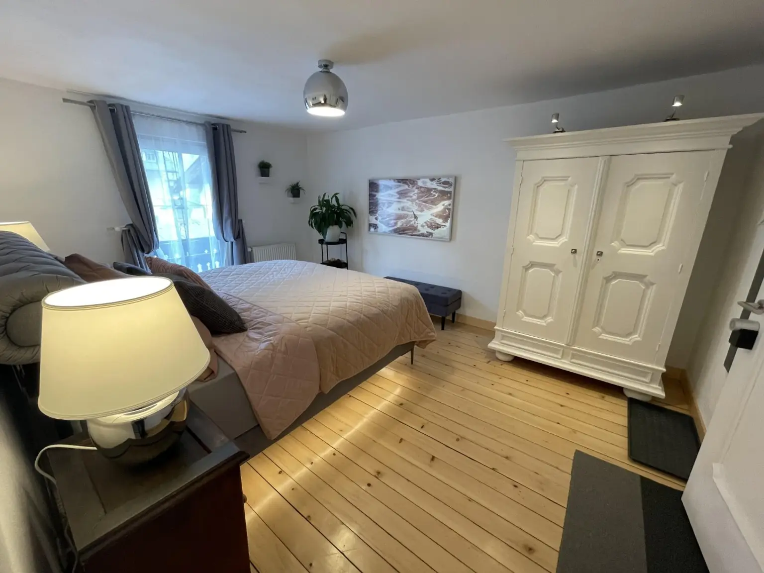 Top 1 - Schlafzimmer 4