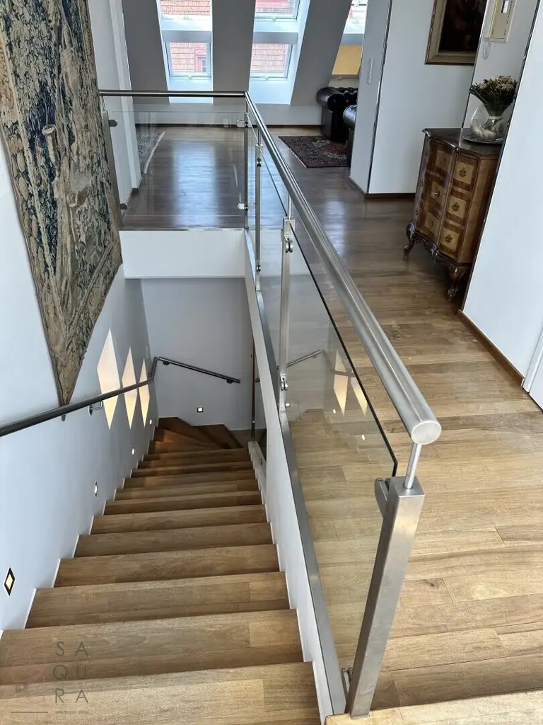 PANORAMA-DACHTERRASSE - EXKLUSIVE DACHGESCHOSSWOHNUNG AUF ZWEI EBENEN