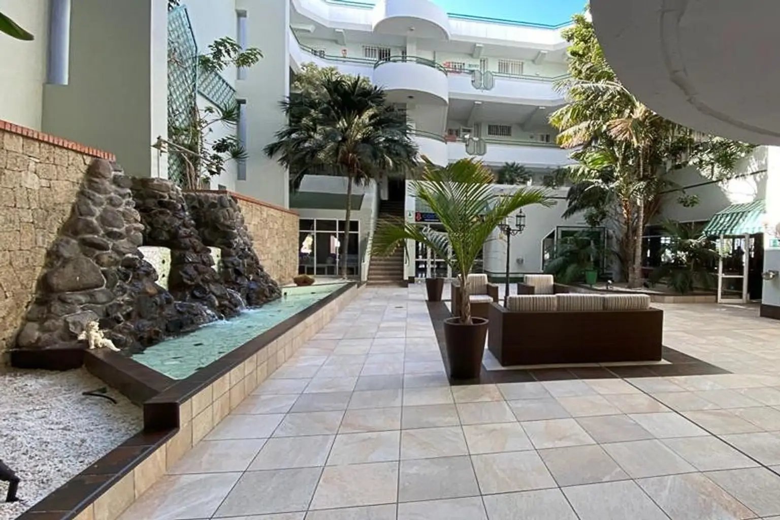 Altamira-Costa-Adeje-Reception-area-Tenerife