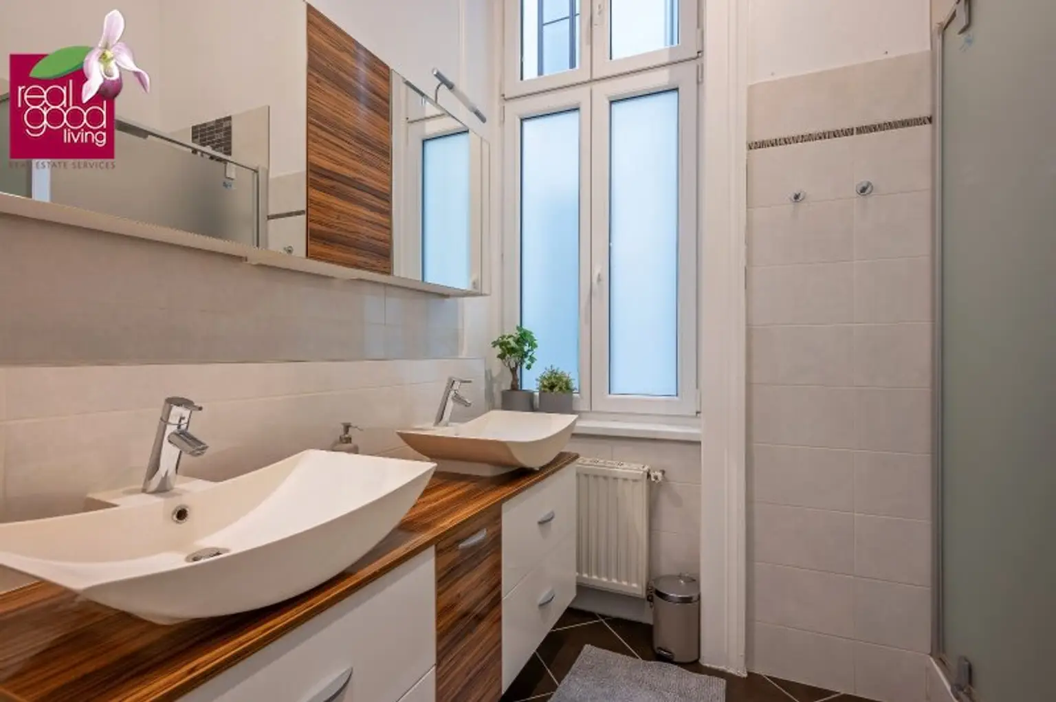 Altbau-Cityapartment komplett hofseitig & ruhig – sofort bezugsfertig | 3 Zimmer