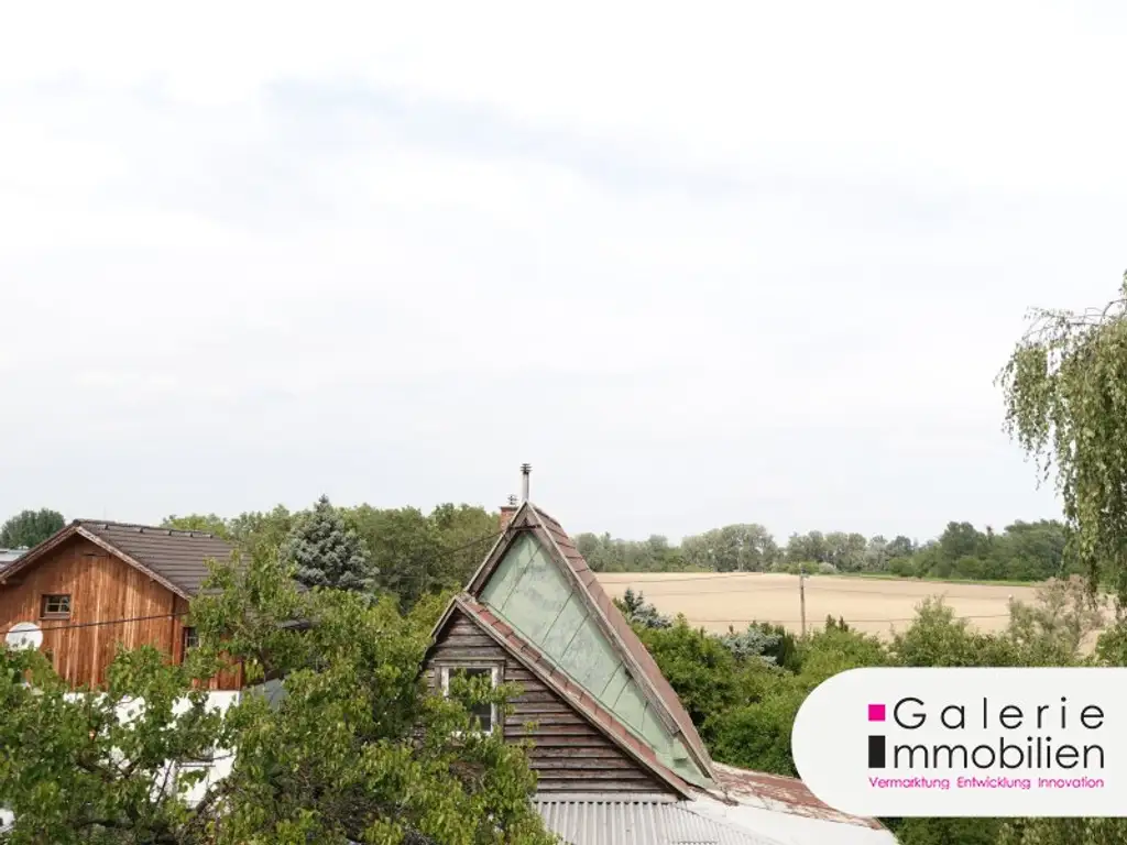 Erstbezug: Sehr schöne, helle und ruhige Doppelhaushälfte (links) mit 4 Zimmern, Eigengarten und Panoramablick-Dachterrasse!
