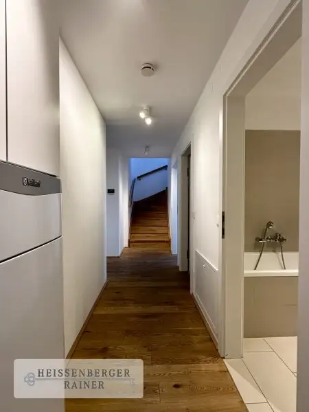 HOCHWERTIG, GROSSZÜGIG, SONNIG /// herrliche Dachterrassenwohnung /// Jacquingasse