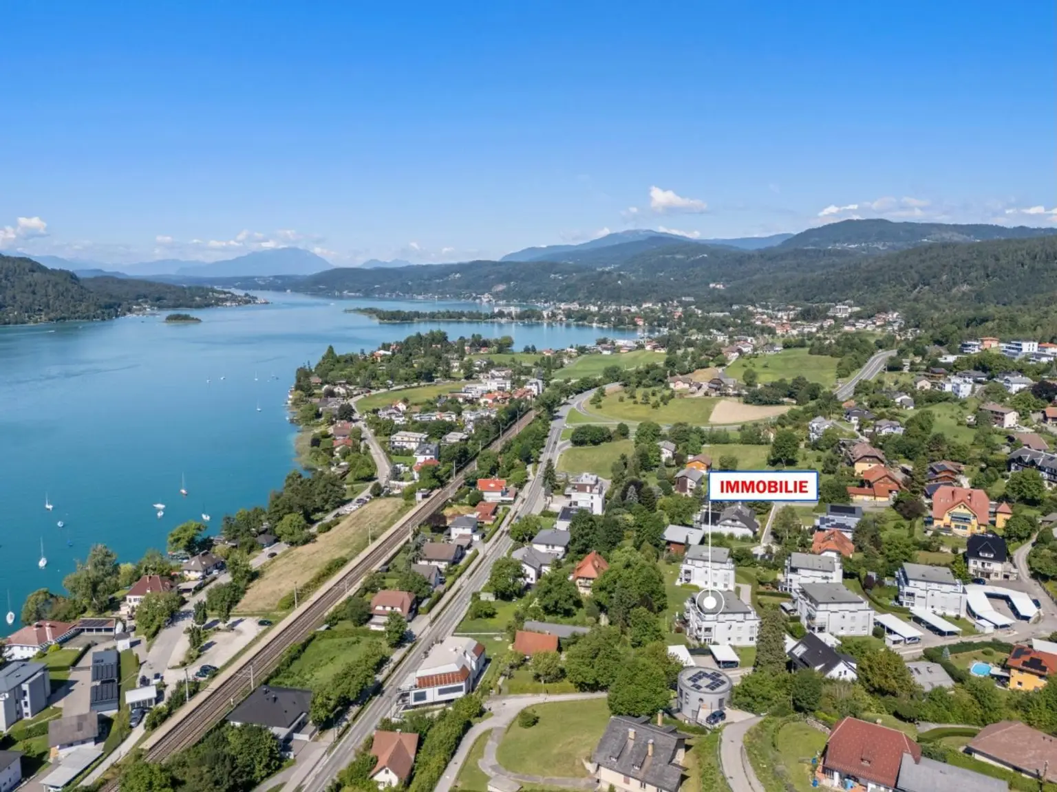 Für Anleger und Eigennutzer: Seenahe, moderne Wohnung mit Terrasse