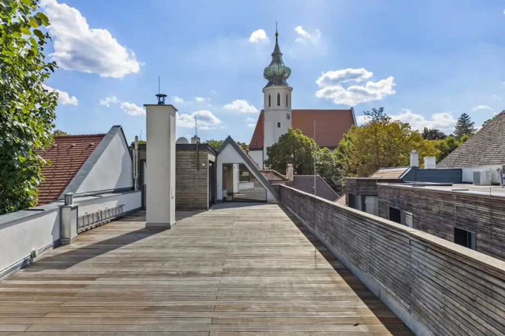 Grinzinger Bestlage - große Terrasse - mit separater Büro-/Einlieger-Einheit