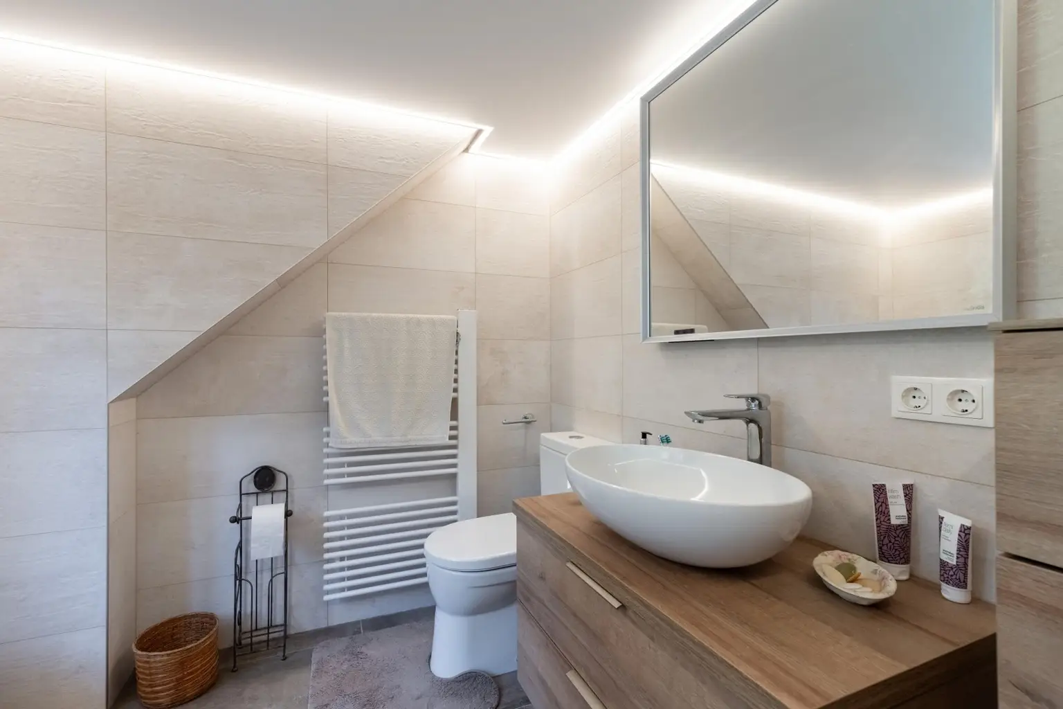 30. Badezimmer OG