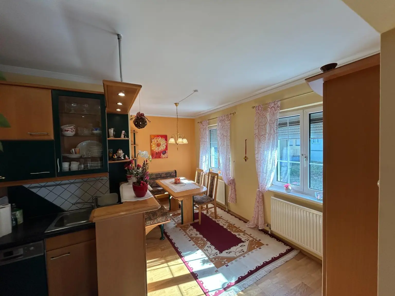 Stadtnähe trifft Landruhe - wunderschöne Wohnung im Herzen Mistelbachs!