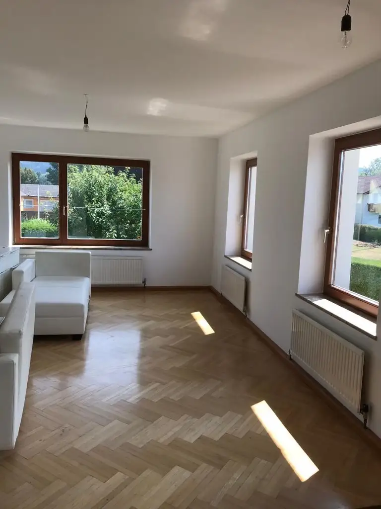 Bezaubernde 3 - Zimmer Wohnung in Mattighofen