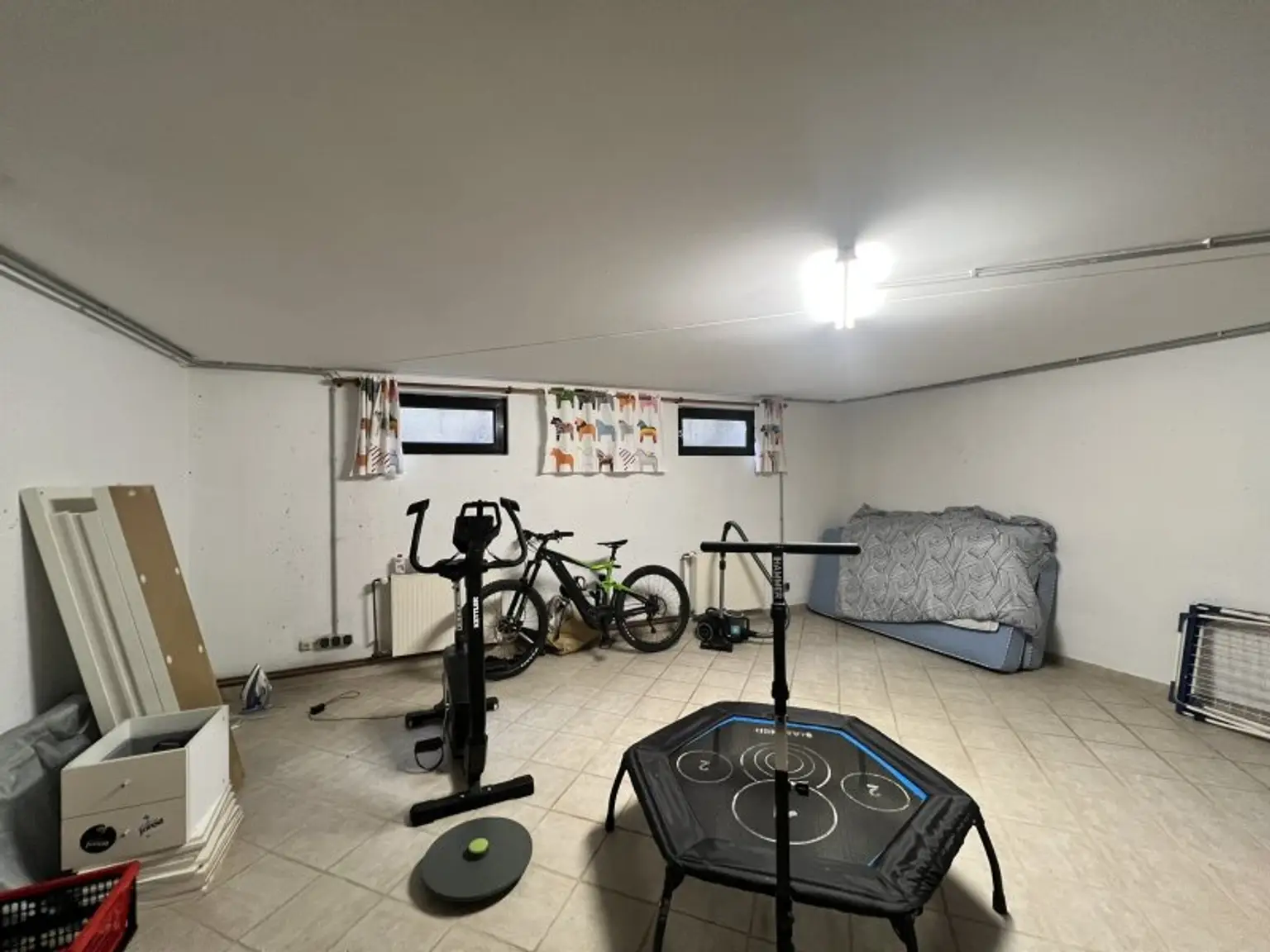 (!) Familienhit mit Charme - gut geschnittene Doppelhaushälfte mit Garten & Pool in Gaaden (!)