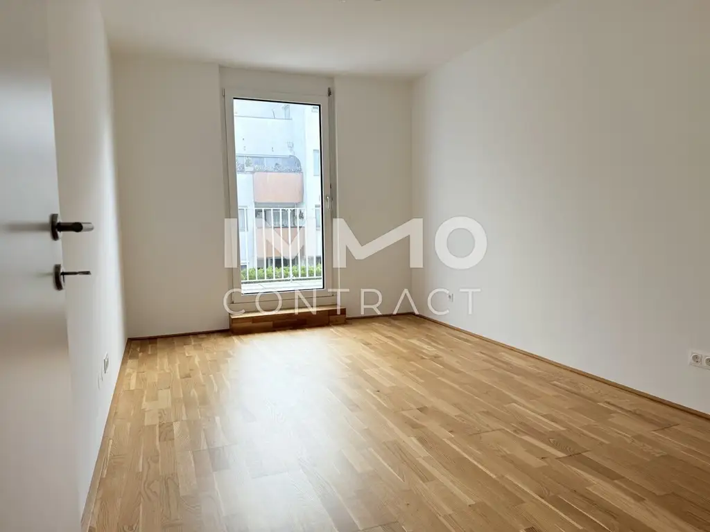 EDI N° 7 - Erstbezug Provisionsfreie 3 Zimmerwohnung mit Loggia und grosser Terrasse