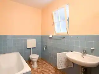 Badezimmer EG