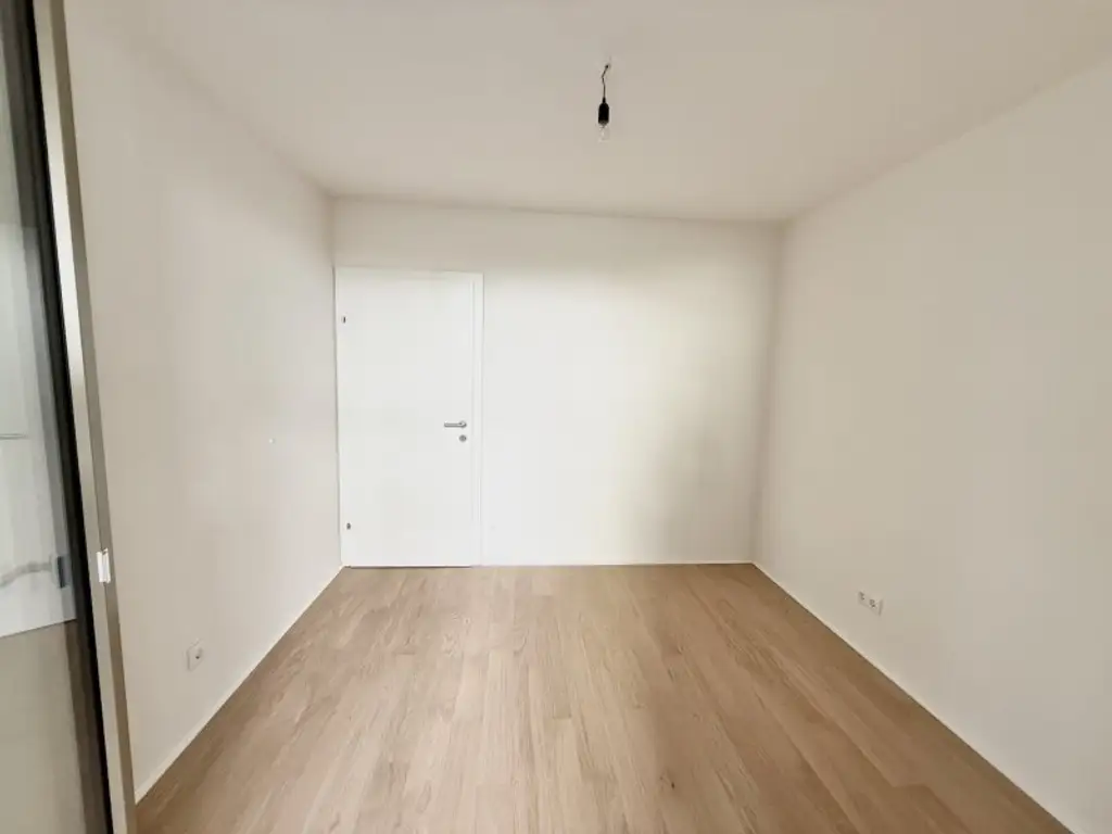 Tolle 3-Zimmer Wohnung in traumhafter Lage nahe dem Kagraner Platz! Erstbezug auf Eigengrund, provisionsfrei und fertiggestellt