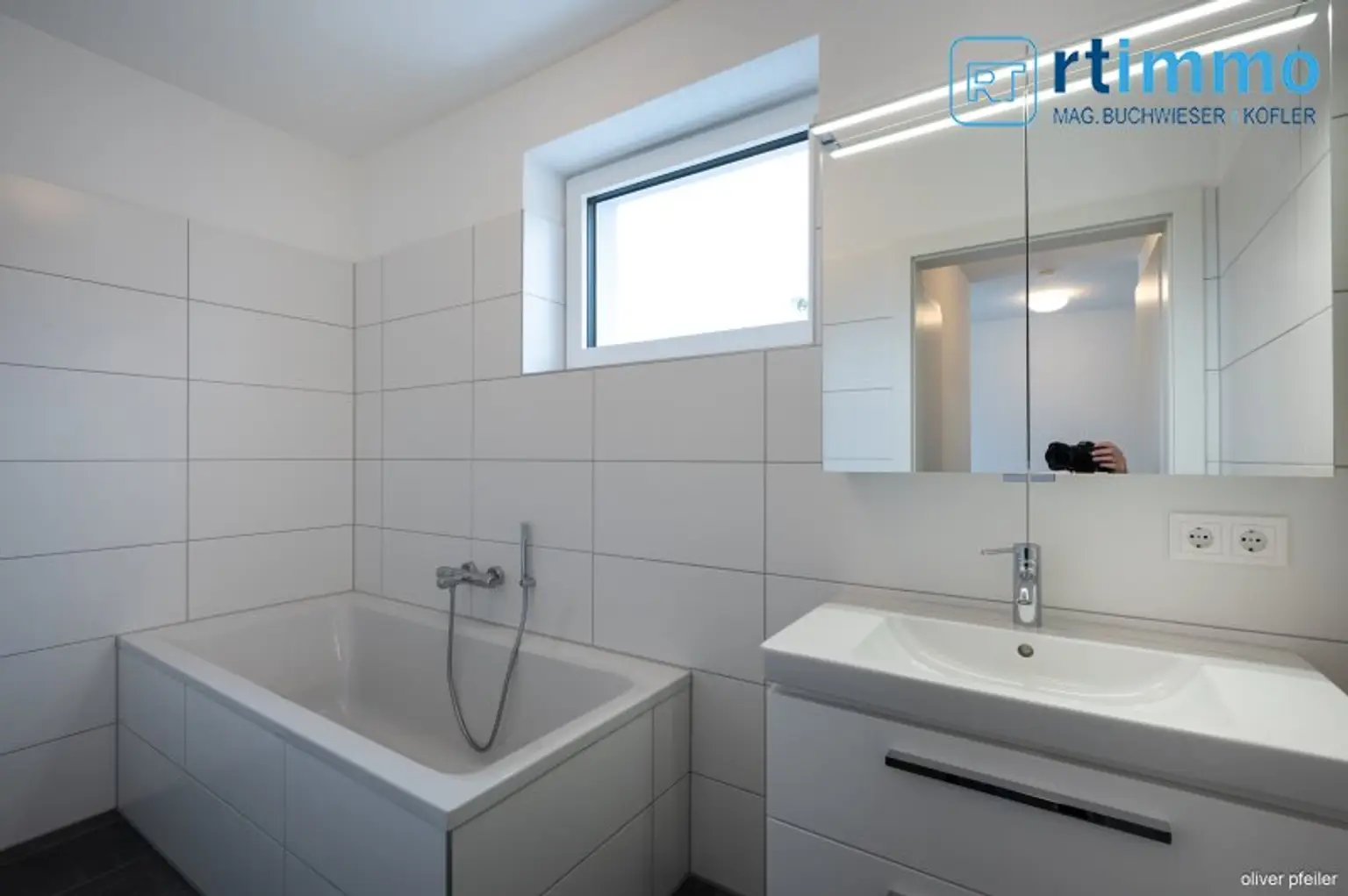 GEMÜTLICH, MODERN, ENERGIEEFFIZIENT:  Fünf 2 Zimmer- Mietwohnungen mit Außenflächen warten auf Sie!