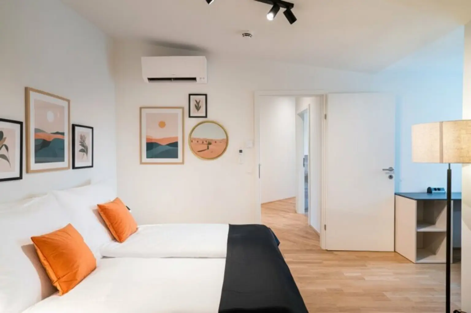 Familienfreundliche DG-Wohnung mit Terrasse