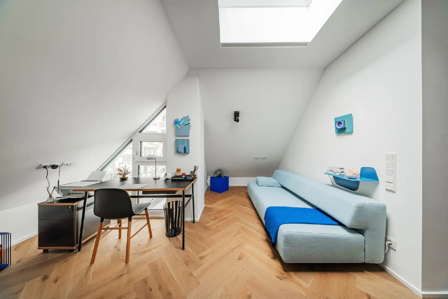 Exklusives Maisonette-Apartment; Modernes Wohnen auf zwei Ebenen