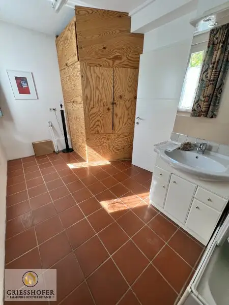Photovoltaik und Solaranlage! Alles vorhanden und noch dazu ein wunderschönes neues Zuhause das auf Sie wartet belebt zu werden!