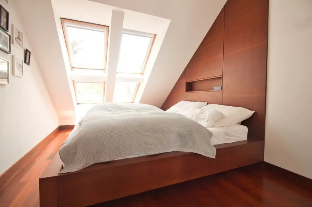 TOP Lage in Hietzing | Charmante, ruhige 3,5 Zimmer-Wohnung | 2004 ausgebautes Dachgeschoß