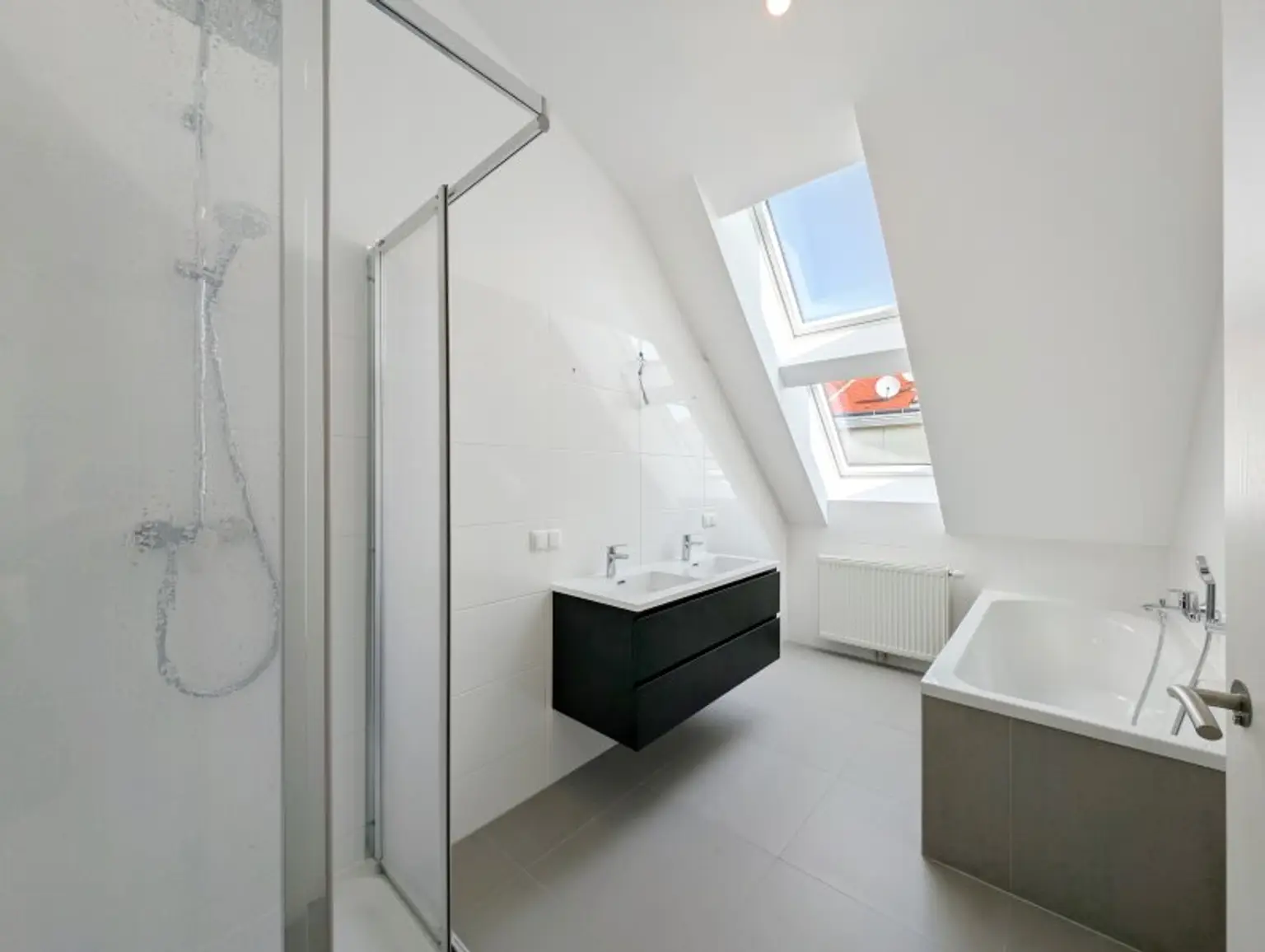 ++NEU++ Fantastische 3-Zimmer Dachgeschosswohnung mit großer Dachterrasse!
