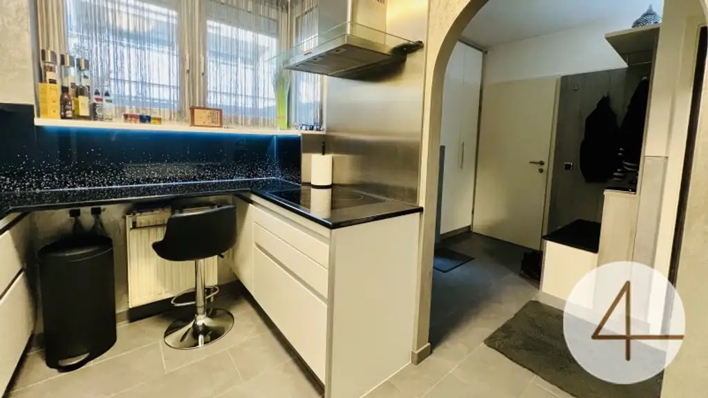 7 Minuten zur U2 - Reihenhaus - ruhiger sonniger Garten - Klimaanlage - Carport