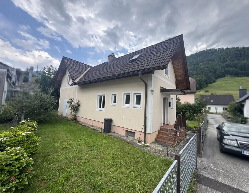 Wohnhaus in Großreifling mit süd-westseitiger Terrasse und Keller