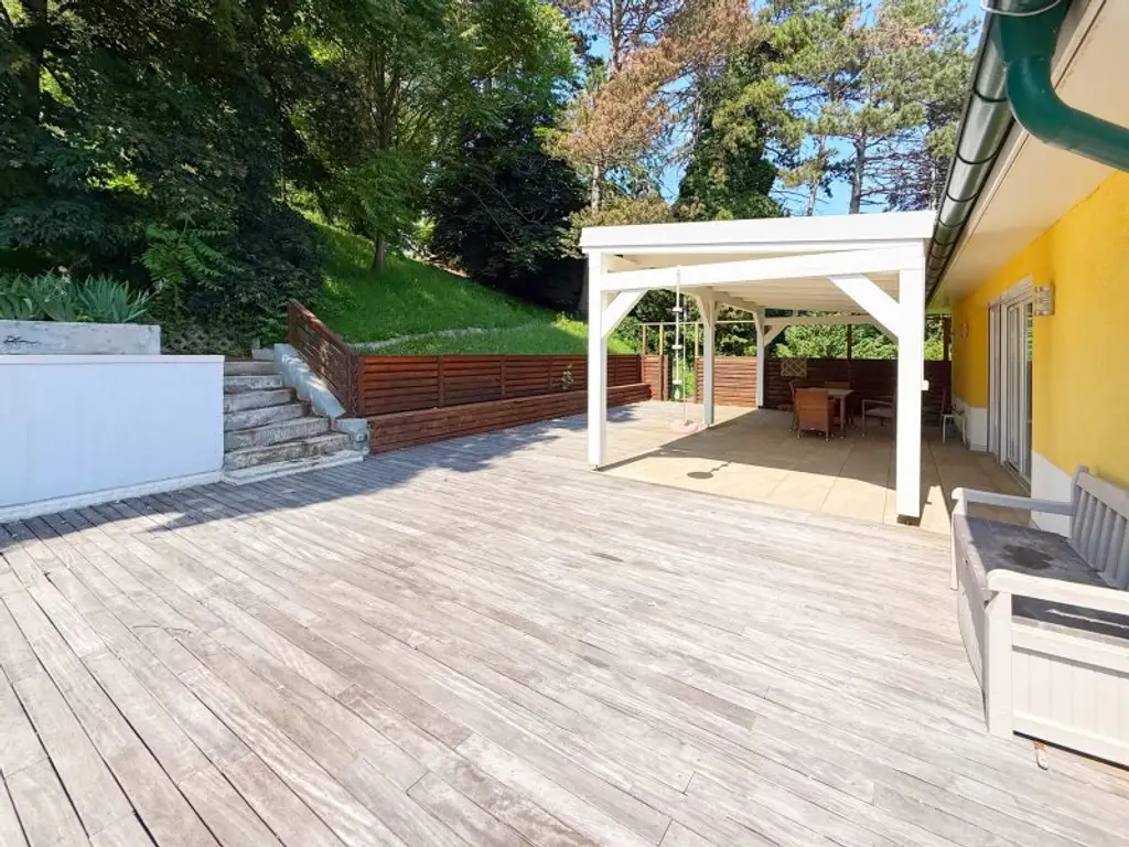 Move Right In: Fully Furnished Family Home in Weidling – 360 m²