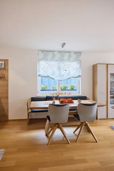 Sonnige 4 Zi Gartenwohnung in Ruhelage (S-Bahn Liesing Nähe) mit Garage