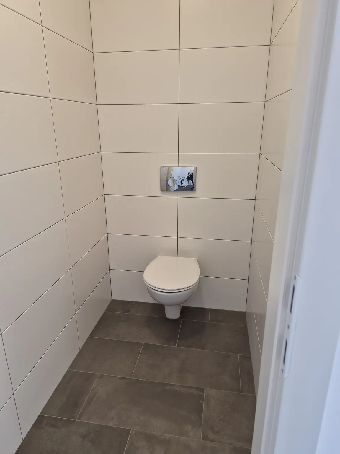 Wohnkomfort mit Aussicht: Ca. 60 m² 3-Zimmer-Wohnung und sonniger 12 m² Südwest-Eckbalkon