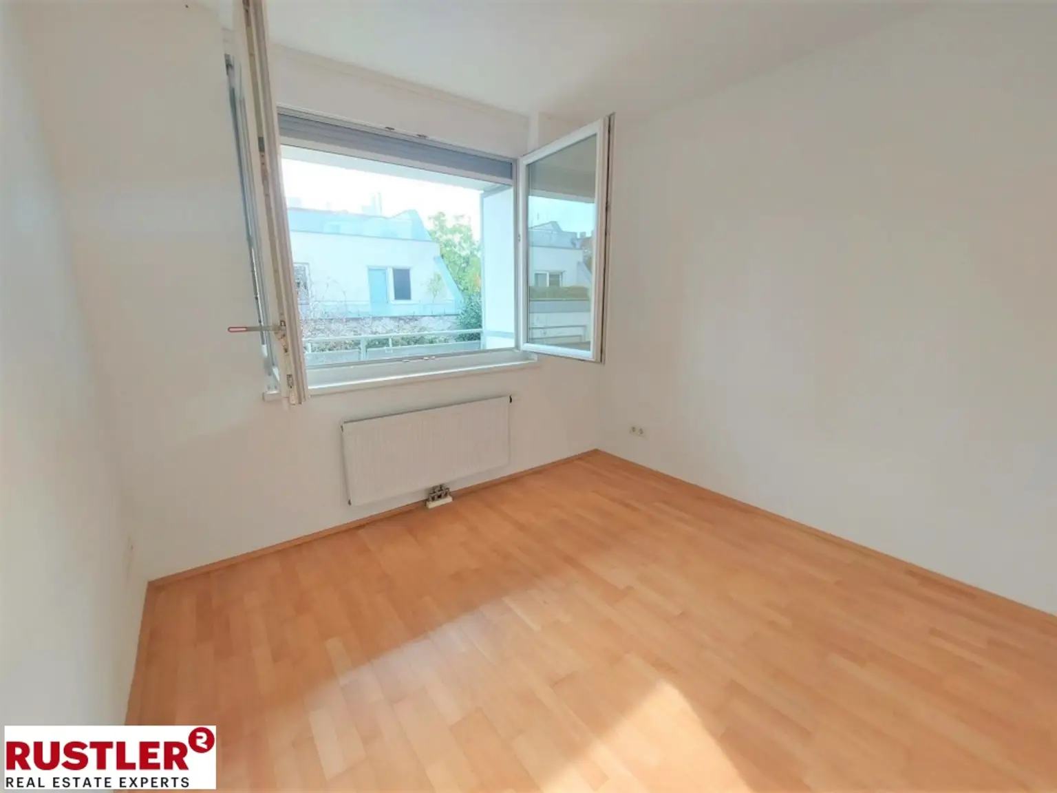 Garagenplatz - Ruhelage - Anbindung