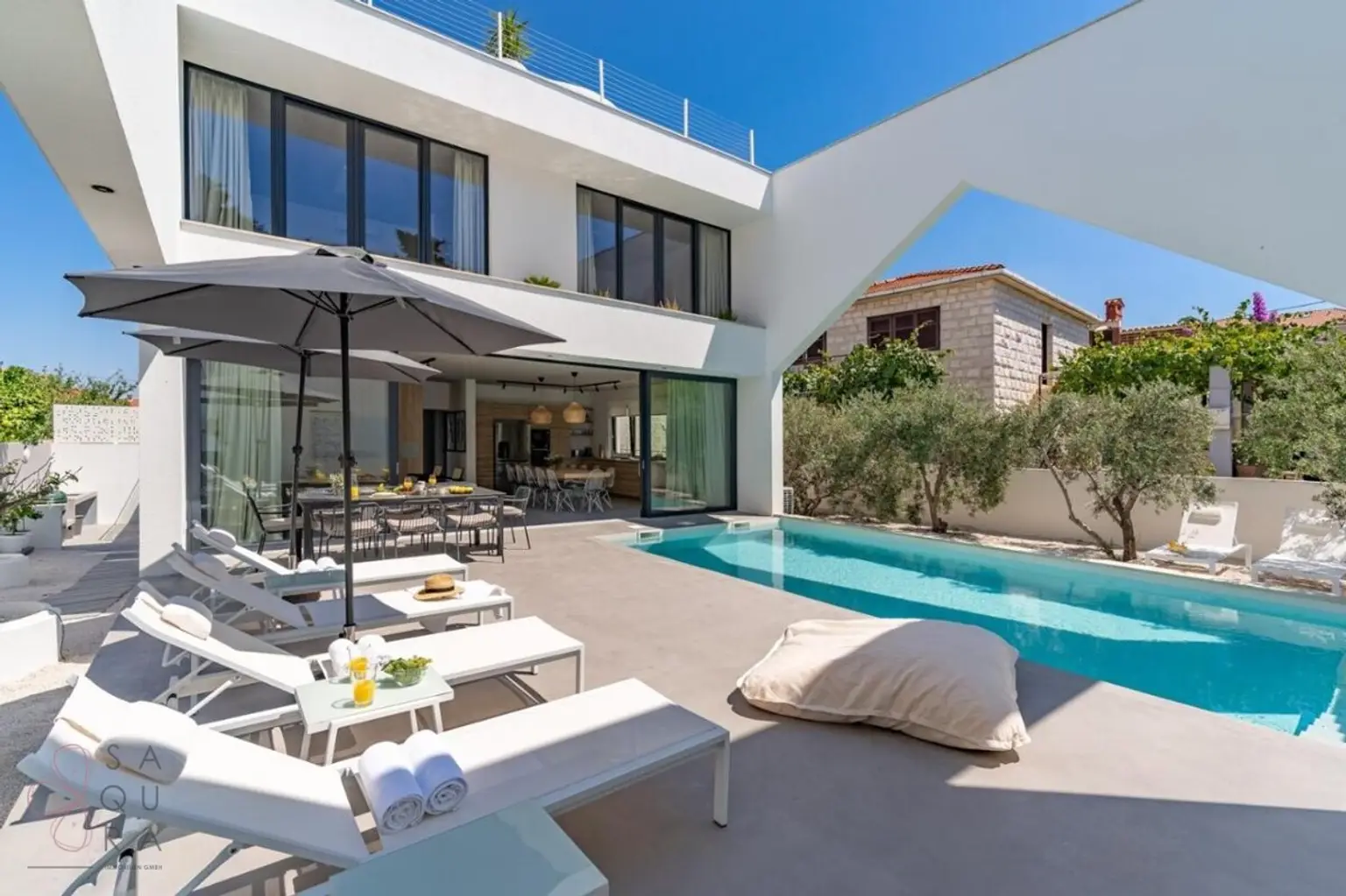 Amazing New Villa auf der Insel Brač – Mediterraner Luxus direkt am Meer