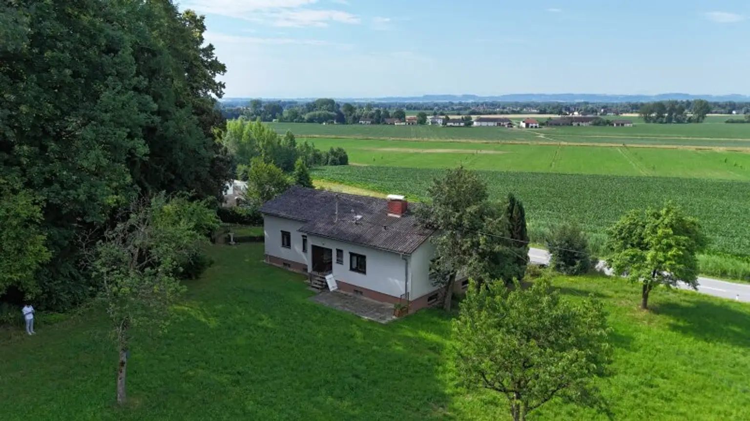 Charmantes Einfamilienhaus mit großem Grundstück in Freudenstein, Feldkirchen an der Donau