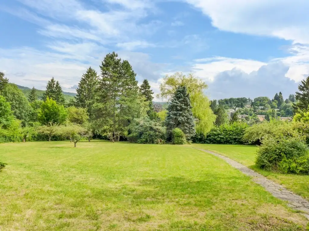 Entwicklungsfähige Liegenschaft im Wienerwald - 6.293 m² Bauland Wohngebiet