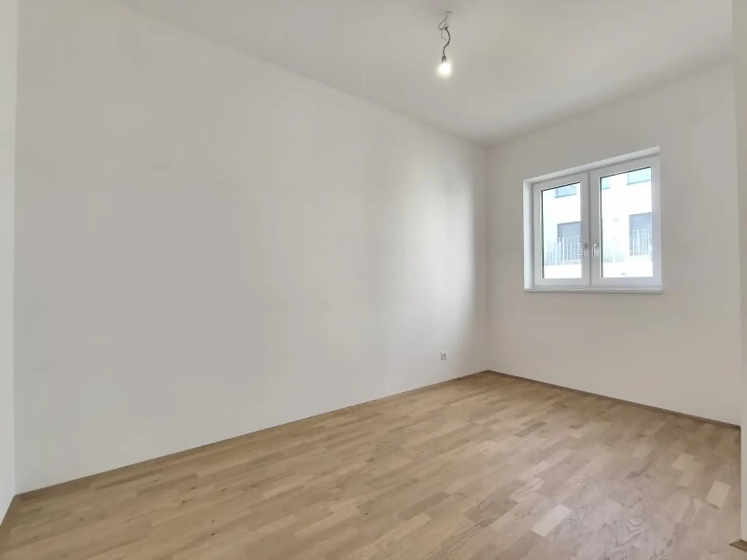 EXKLUSIVES TOWNHAUS AUF EIGENGRUND IN WEIDLING – NATURNAHES WOHNEN MIT STIL - FÜR MENSCHEN MIT ANSPRUCH
