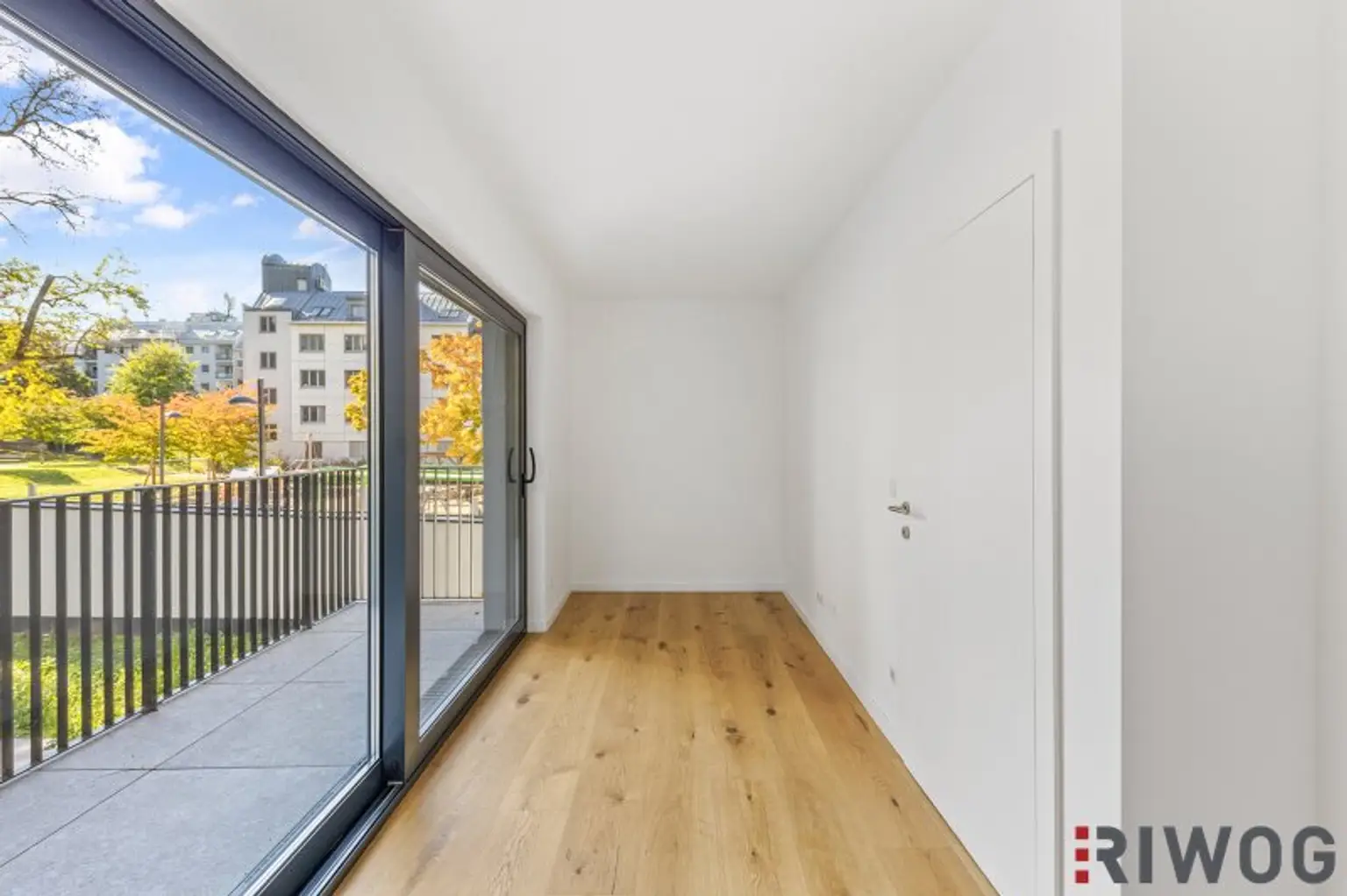 SANIERTES HAUS + 140m² SÜD-GARTEN | 5 MIN vom BHF MEIDLING (U6/S-Bahn) | LUFTWÄRMEPUMPE | RUHELAGE | NUTZUNGSRECHT 250m² Grünfläche