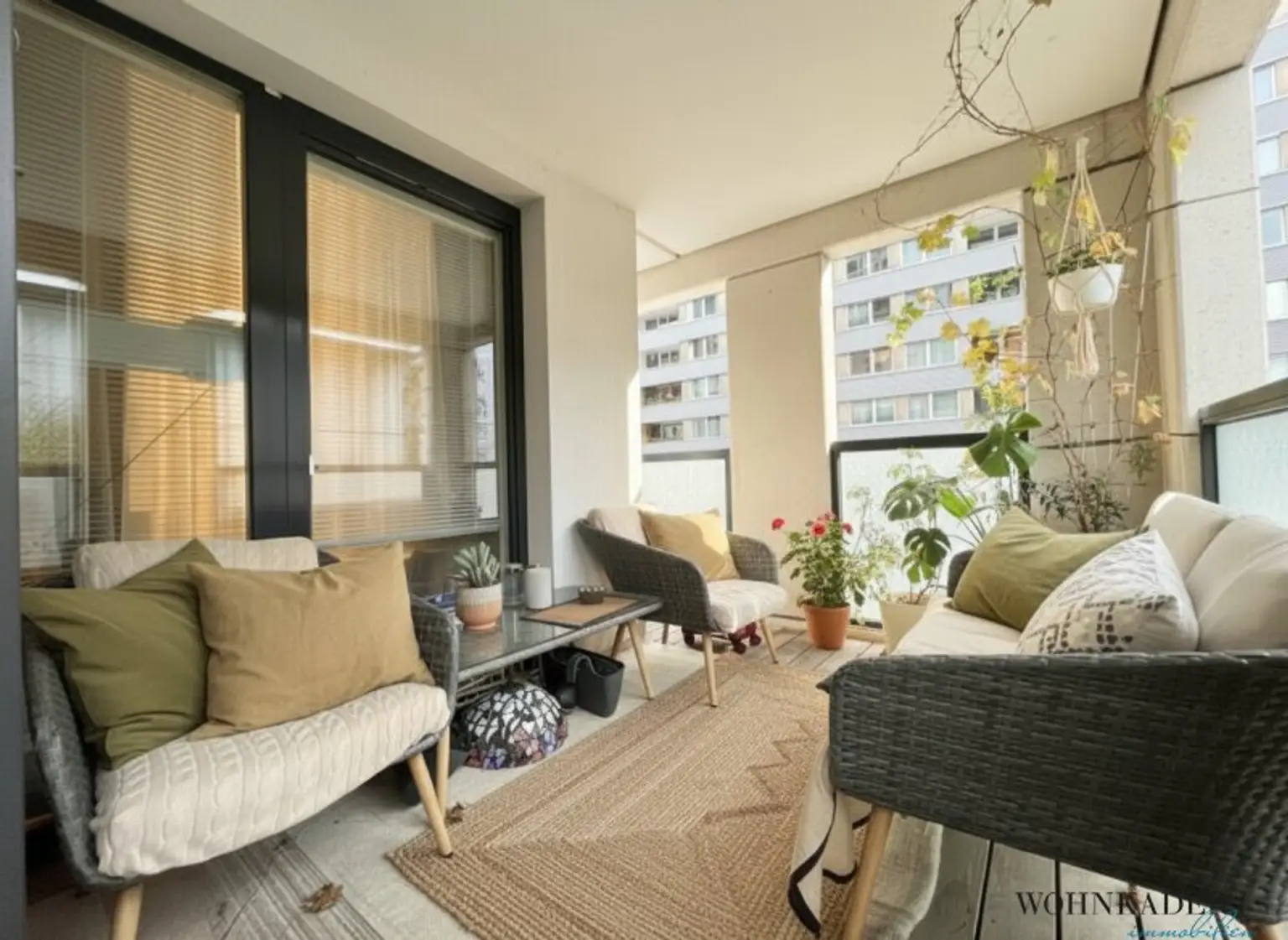 DC-Living! Fitnessraum, Sauna - Moderne 3-Zimmerwohnung mit Terrasse!