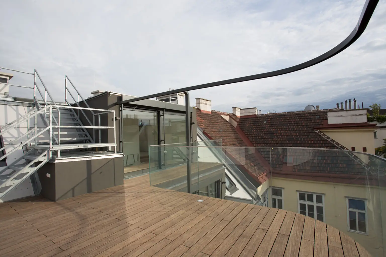 Ein Meisterwerk aus Licht, Raum und Design: Penthouse - Luxury & Lifestyle in the Heart of Vienna: Wassergasse