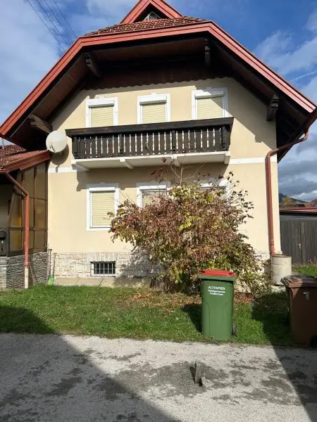 Alt aber saniertes Stadt Familienhaus – Ihr neues Zuhause für 349000 € mit Keller & Carport /  nähe medQuartier-Ärztehaus   BH & HAK Feldkirchen