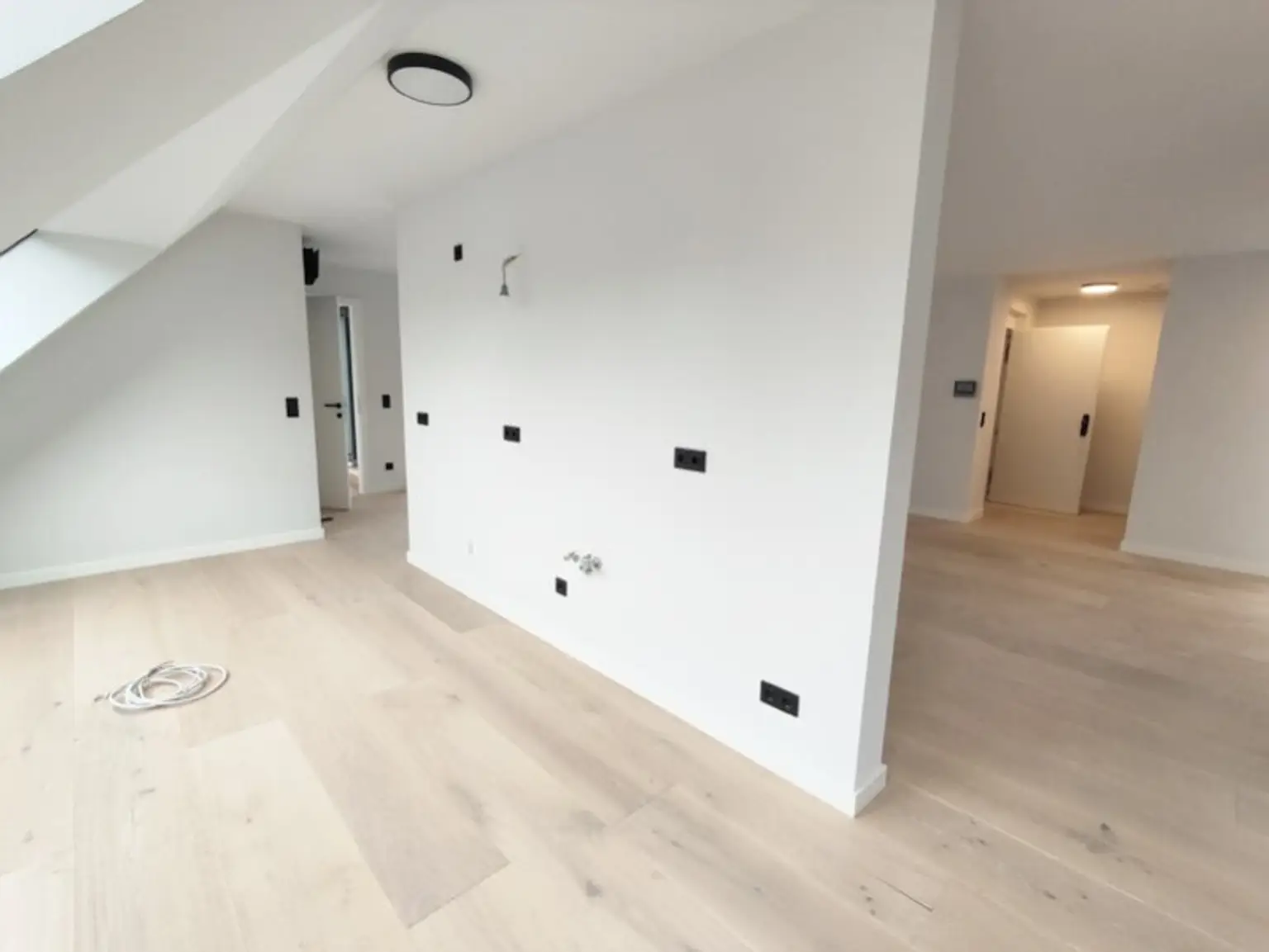 Krongasse! Erstbezug Penthouse mit 3 Terrassen und privatem Liftzugang auf frisch saniertem Altbau! Top17