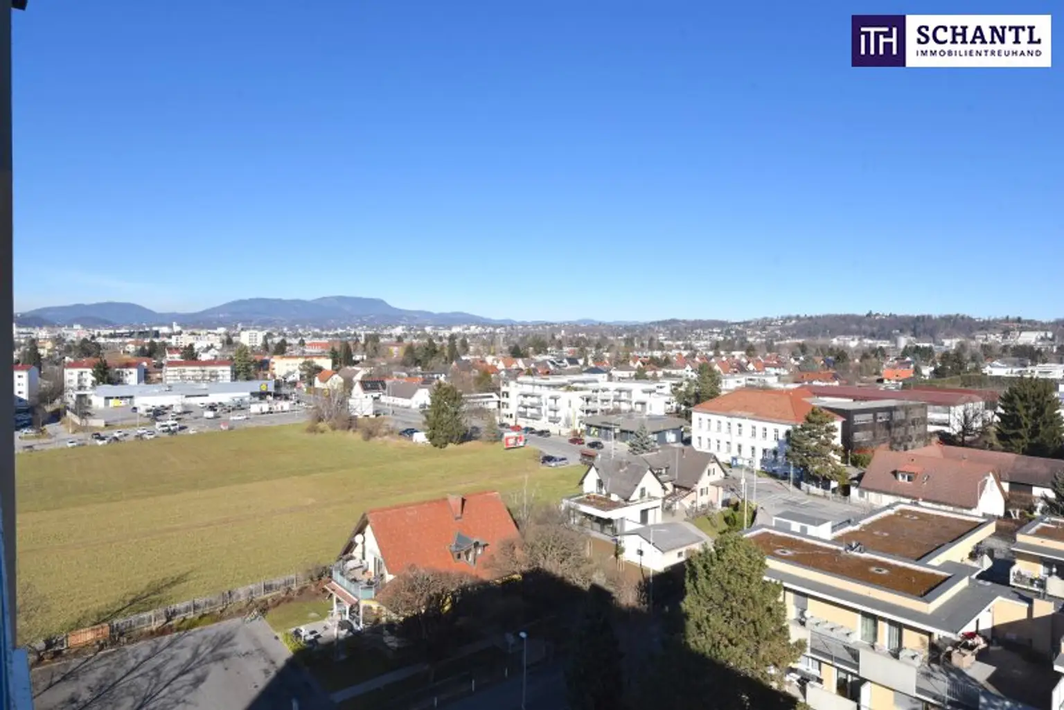Ab in den 9. Stock - Traumhaftes 3-Zimmer-Penthouse mit unglaublichem Fernblick -Sonnenloggia und Stellplatz inkludiert - Jetzt zugreifen!!