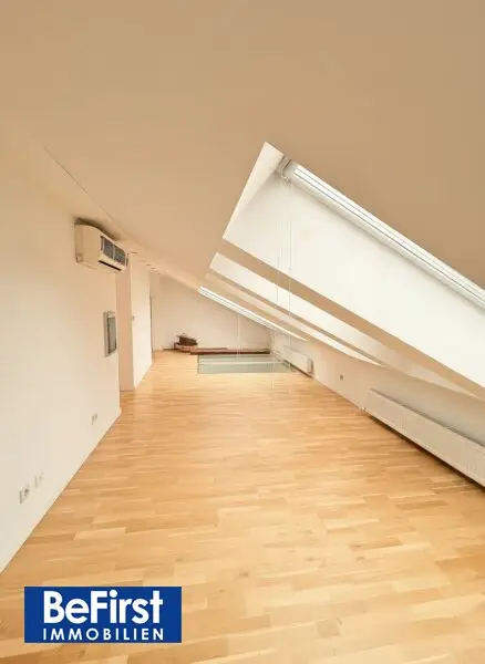 Einzigartige Gelegenheit: Traumhaftes Mehrfamilienhaus in eleganter Lage von Gersthof